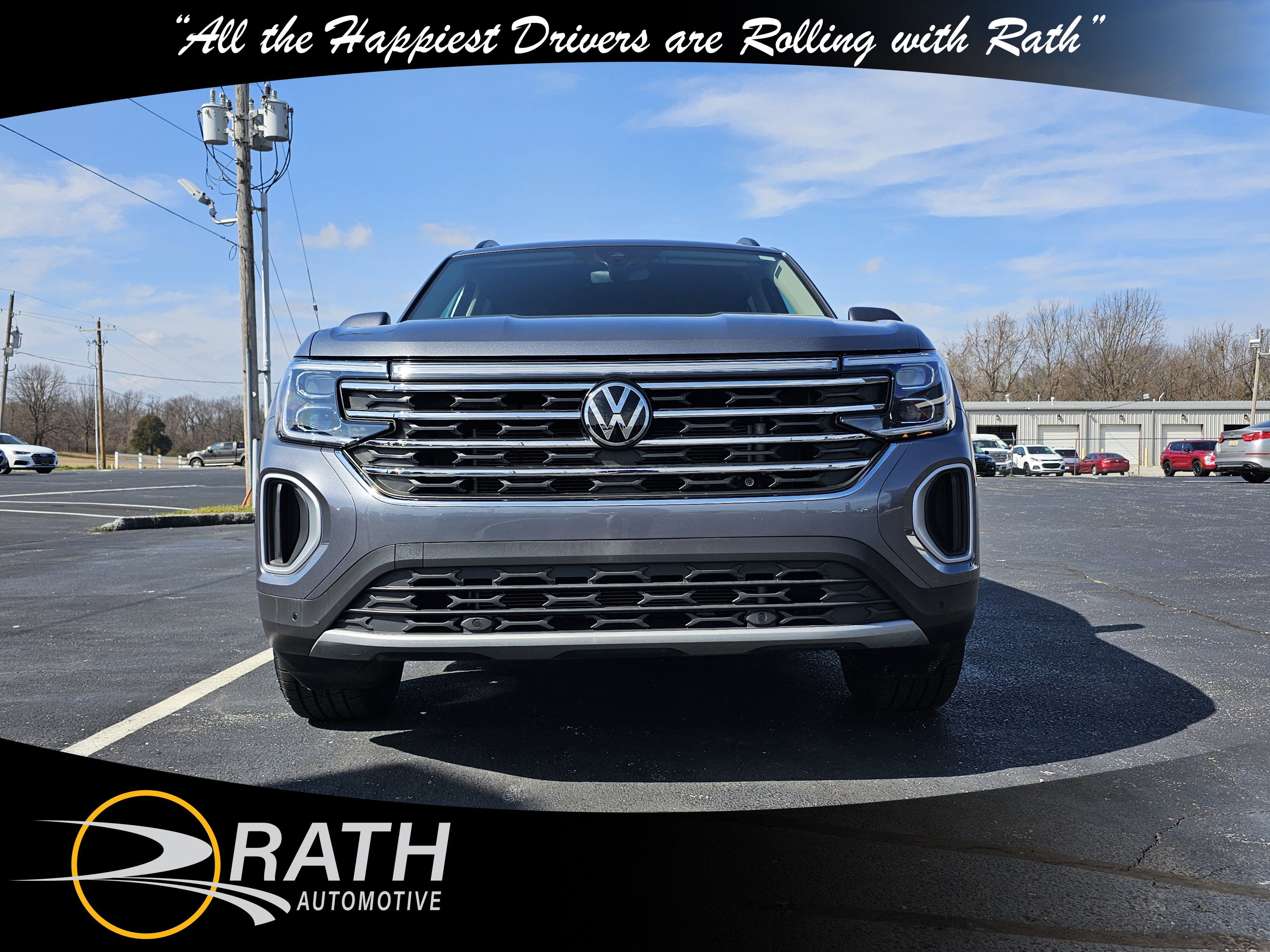 Used 2025 Volkswagen Atlas SE image 3