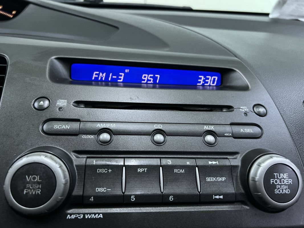 Used 2010 Honda Civic LX image 19