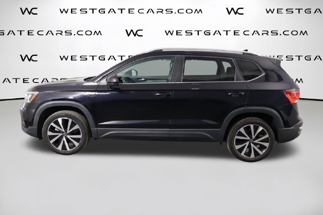 Used 2022 Volkswagen Taos SE FWD image 5