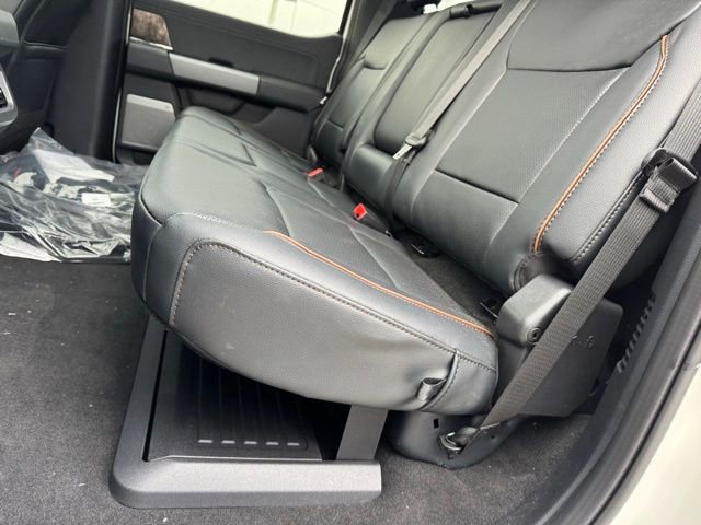 New 2026 Ford F350 Lariat w/ Black Appearance Package image 11