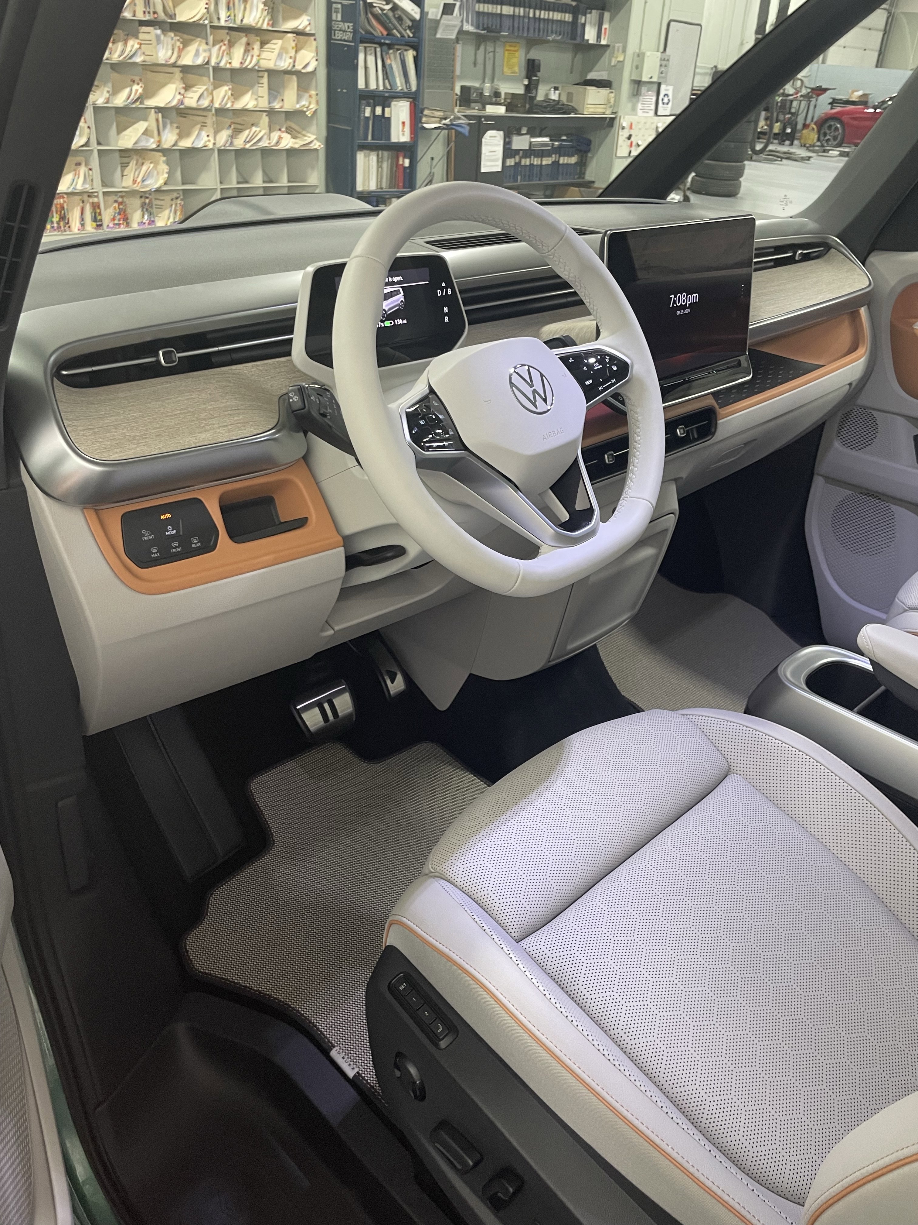 New 2025 Volkswagen ID. Buzz Pro S Plus image 7