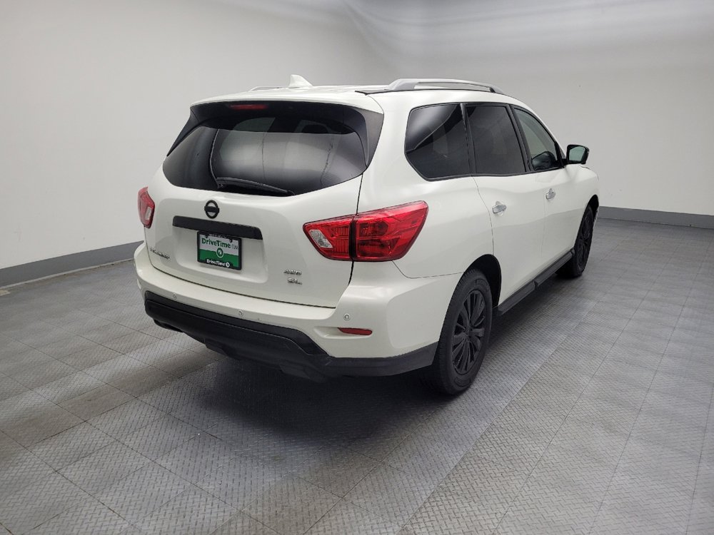 Used 2019 Nissan Pathfinder SL image 9