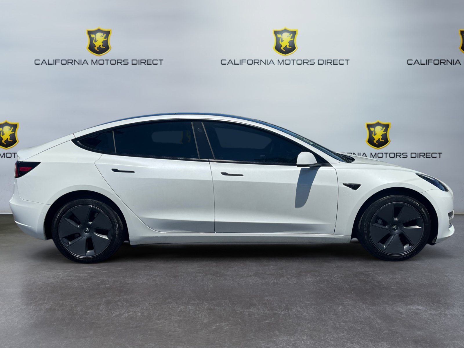 Used 2022 Tesla Model 3 RWD image 6