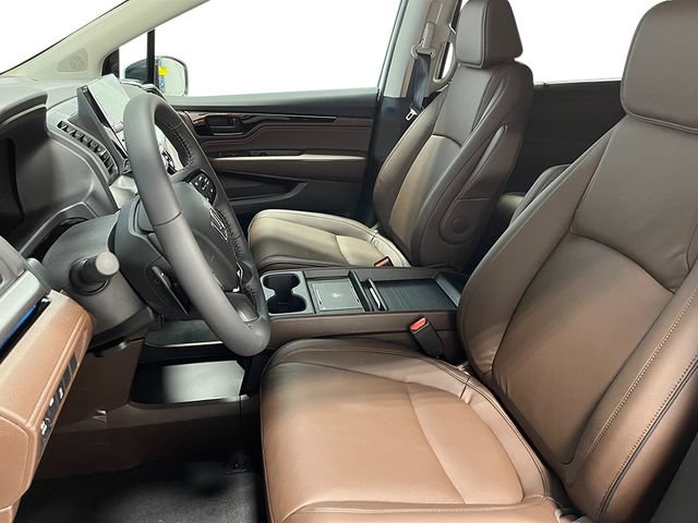 New 2026 Honda Odyssey Touring image 10