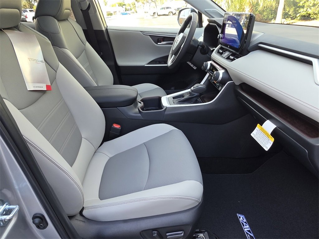 New 2025 Toyota RAV4 Limited image 14