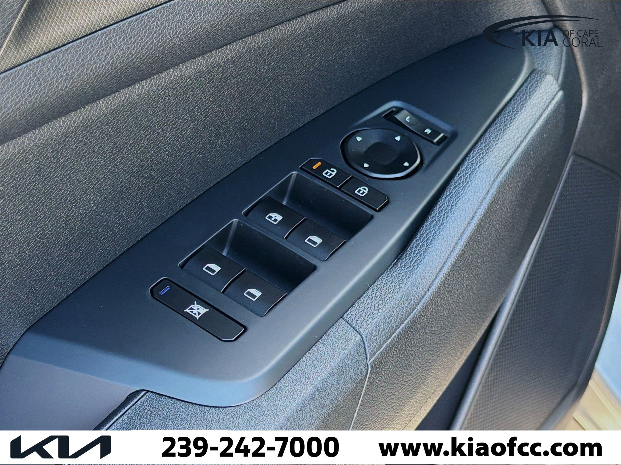 New 2026 Kia Sportage LX image 21