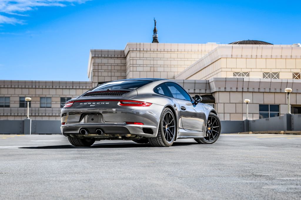 Used 2017 Porsche 911 Carrera 4S image 10
