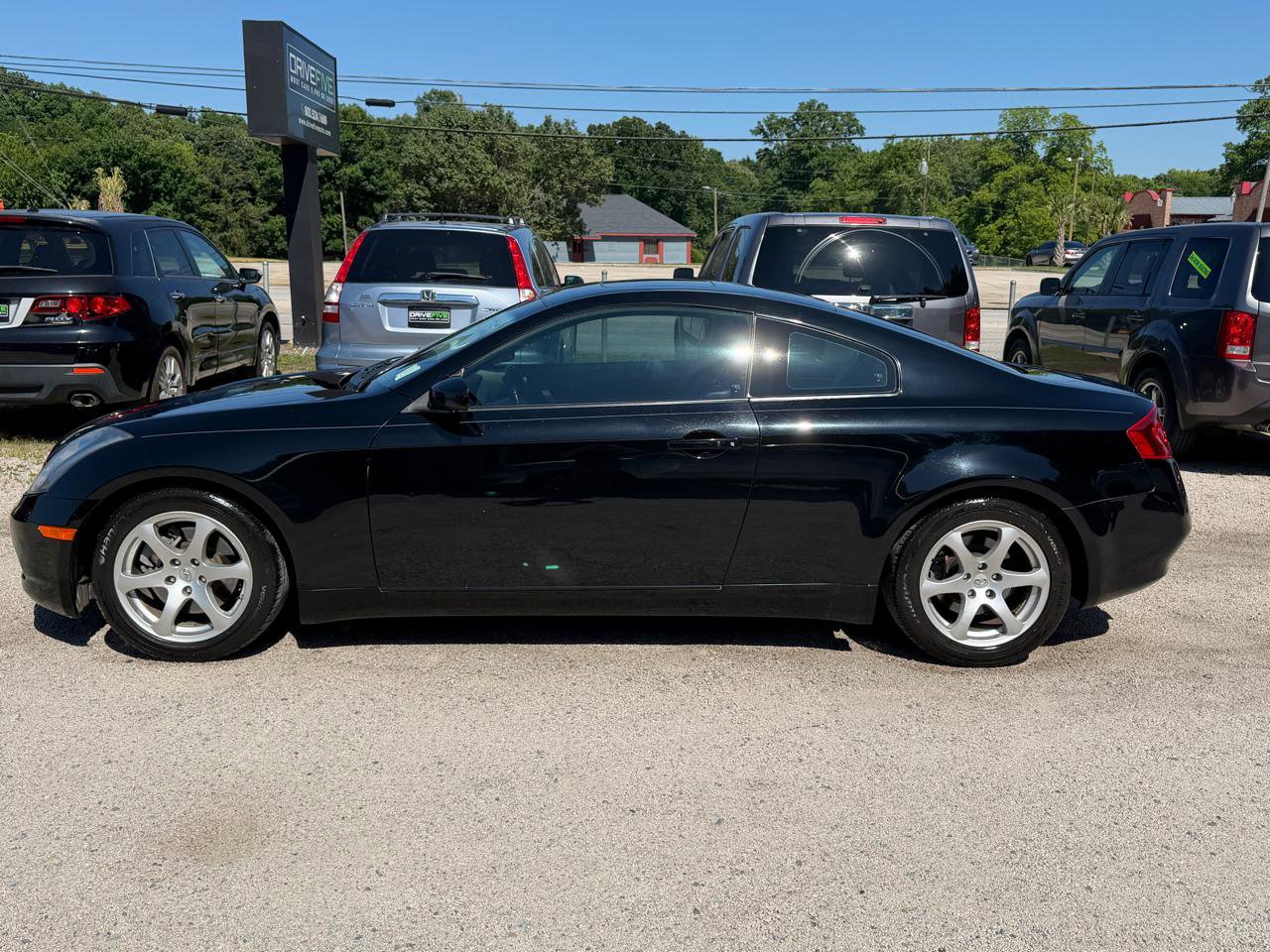 Used 2007 INFINITI G35 Coupe w/ Premium Pkg RWD image 2