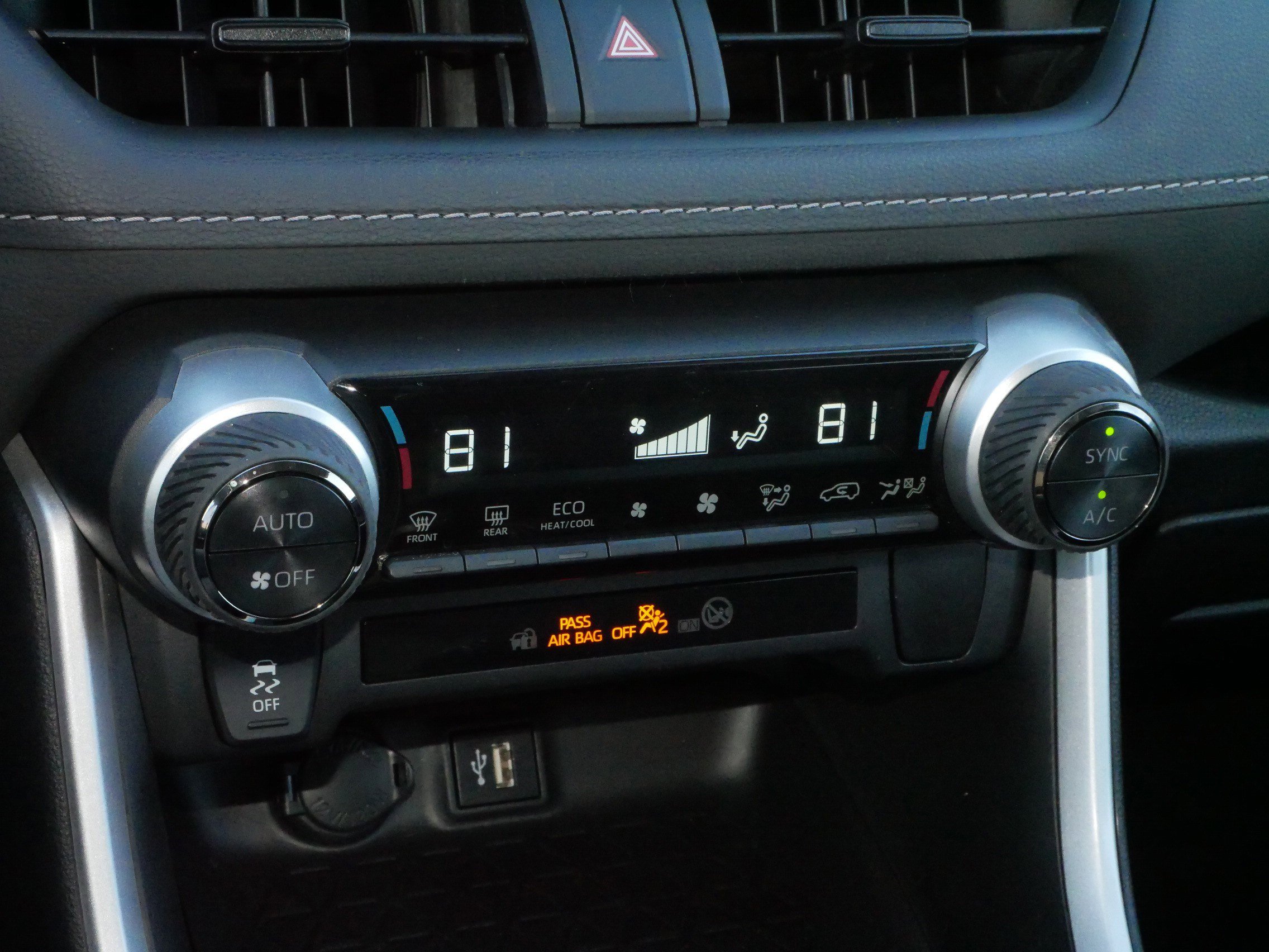 Certified 2024 Toyota RAV4 XLE image 24