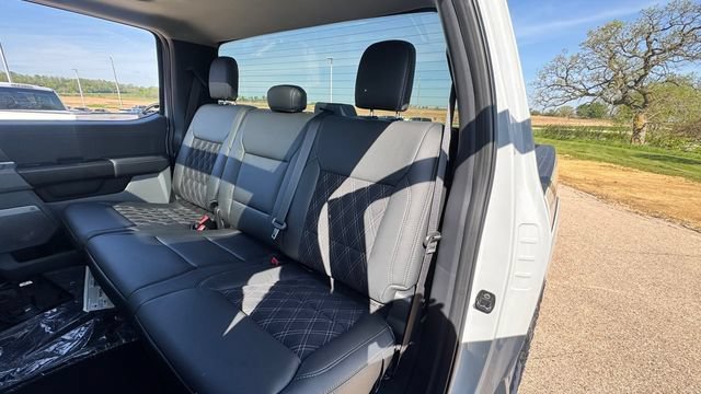 New 2026 Ford F250 XLT w/ XLT Premium Package AWD/4WD image 12