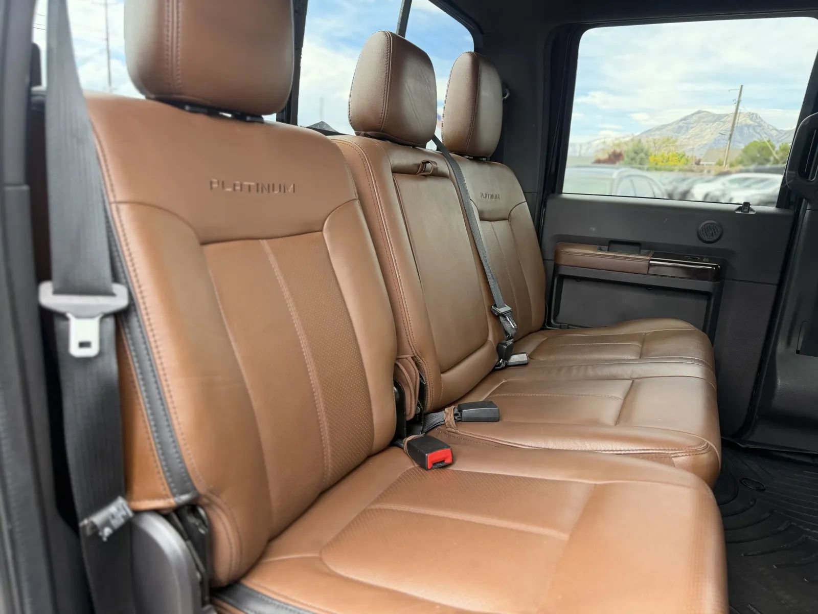 Used 2016 Ford F350 Platinum w/ FX4 Off-Road Package AWD/4WD image 18
