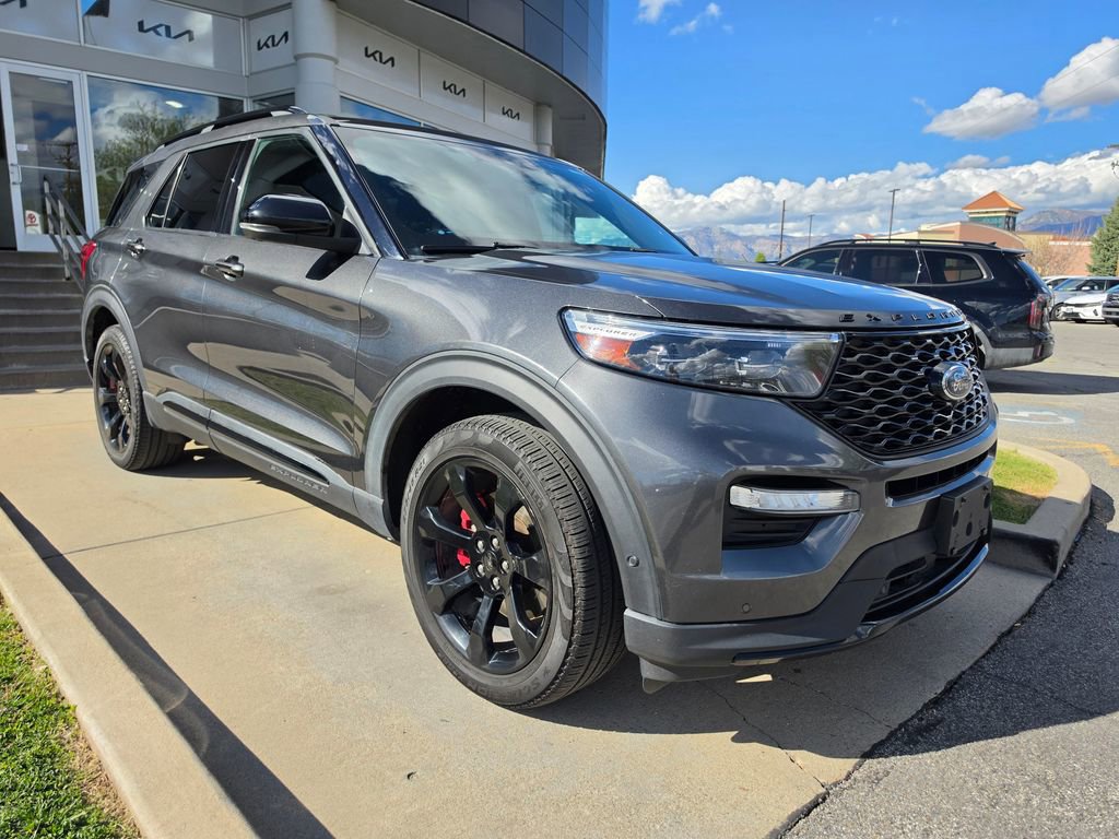 Used 2020 Ford Explorer ST w/ ST Street Pack AWD/4WD image 3