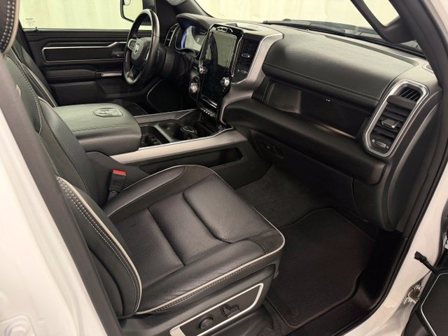 Used 2023 RAM 1500 Laramie AWD/4WD image 13