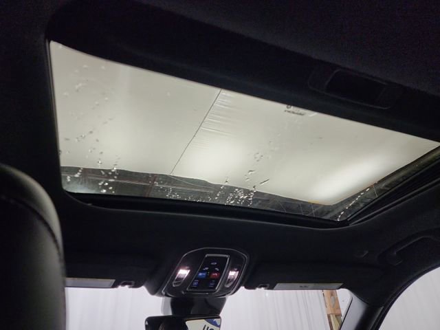 New 2025 Jeep Grand Cherokee Altitude image 17