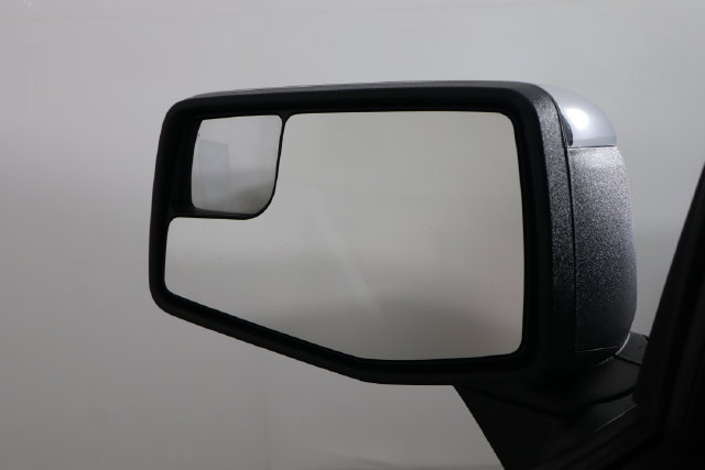 Used 2023 Chevrolet Silverado 1500 LT AWD/4WD image 38