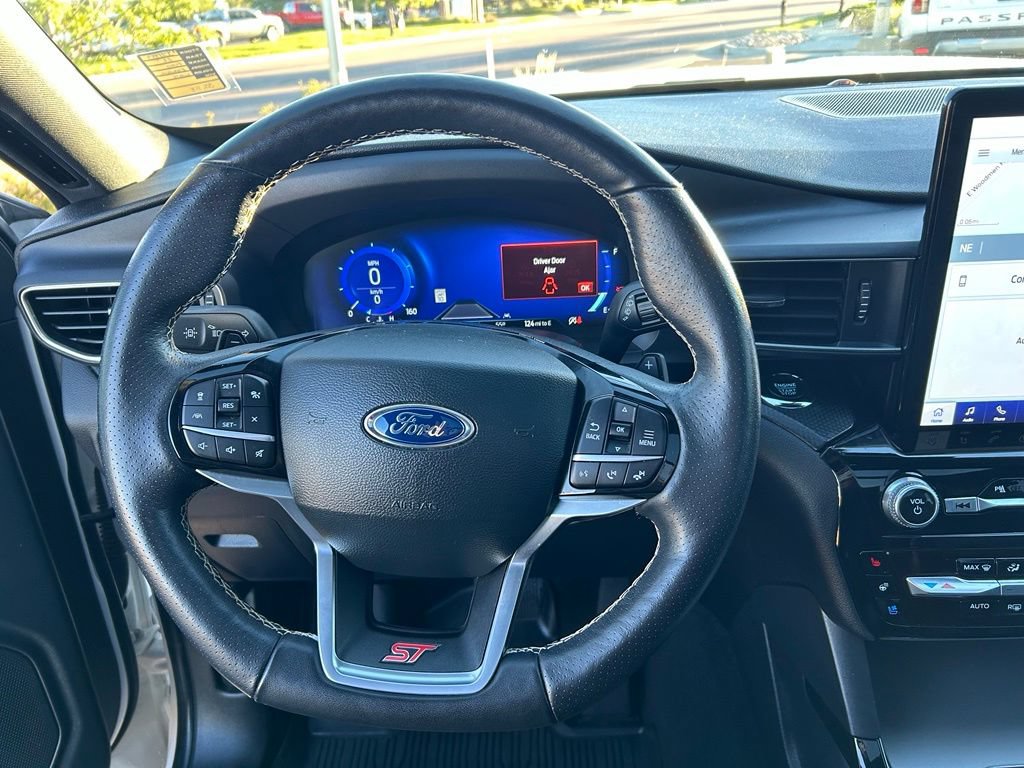 Used 2022 Ford Explorer ST w/ Technology Package AWD/4WD image 22