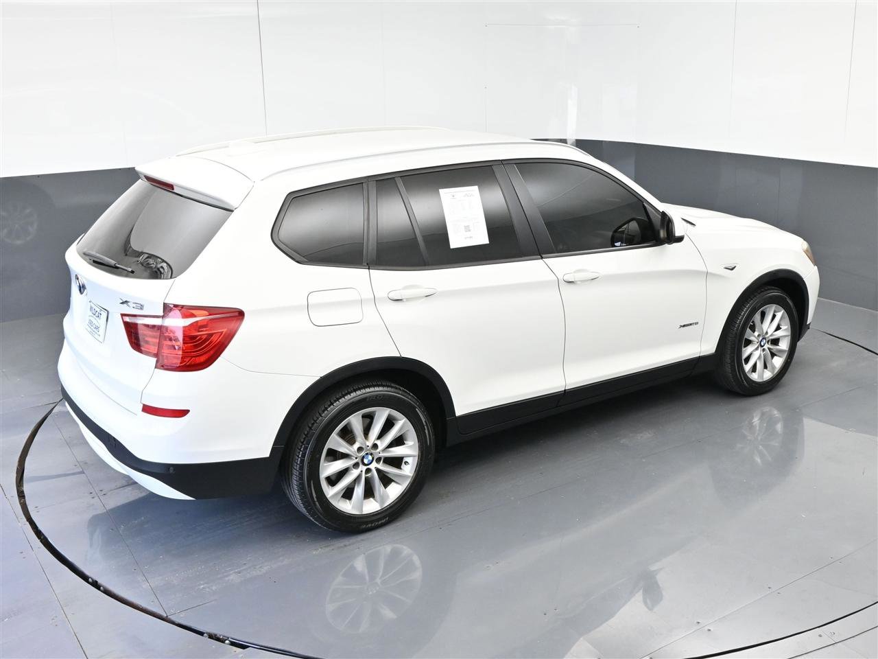 Used 2017 BMW X3 xDrive28i AWD/4WD image 24