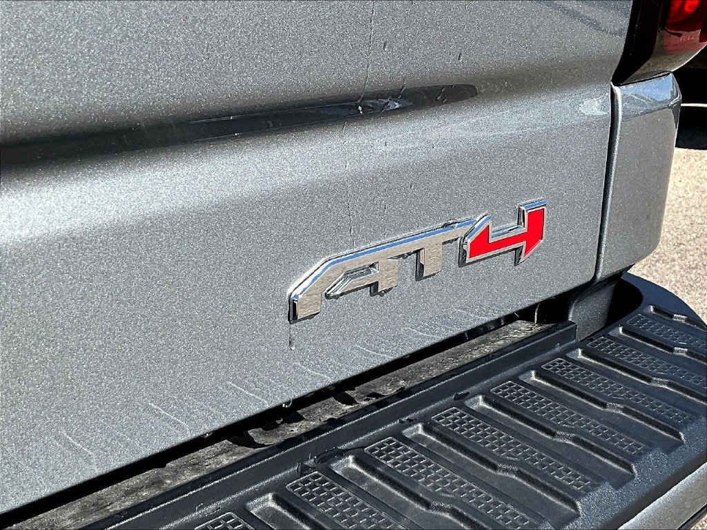 Used 2026 GMC Sierra 1500 AT4 w/ AT4 Premium Package AWD/4WD image 27