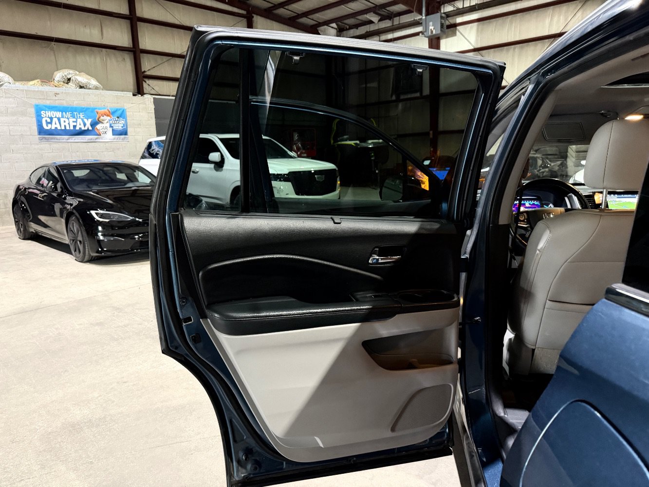 Used 2019 Honda Pilot Touring image 15
