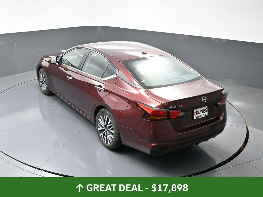 Used 2024 Nissan Altima 2.5 SV image 47