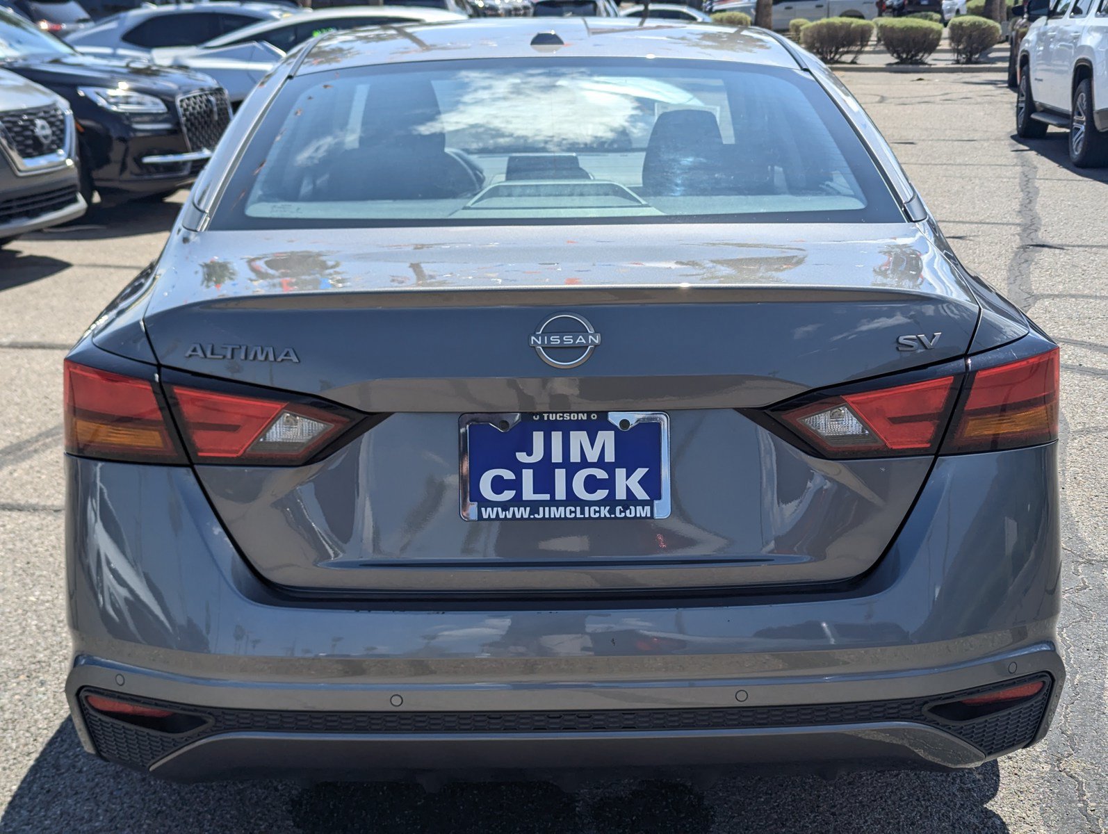 Used 2024 Nissan Altima 2.5 SV FWD image 3
