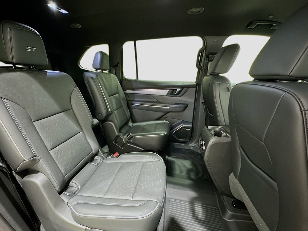 New 2026 Buick Enclave Sport Touring w/ LPO, All-Weather Package FWD image 31