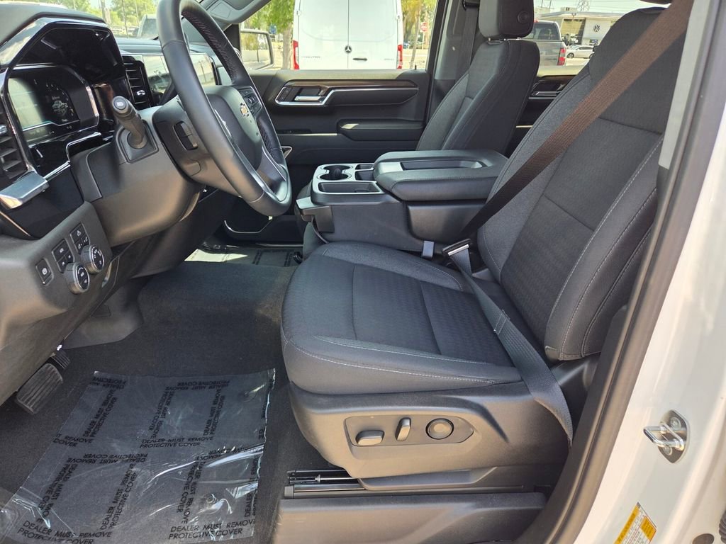 Certified 2023 Chevrolet Silverado 1500 LT AWD/4WD image 5