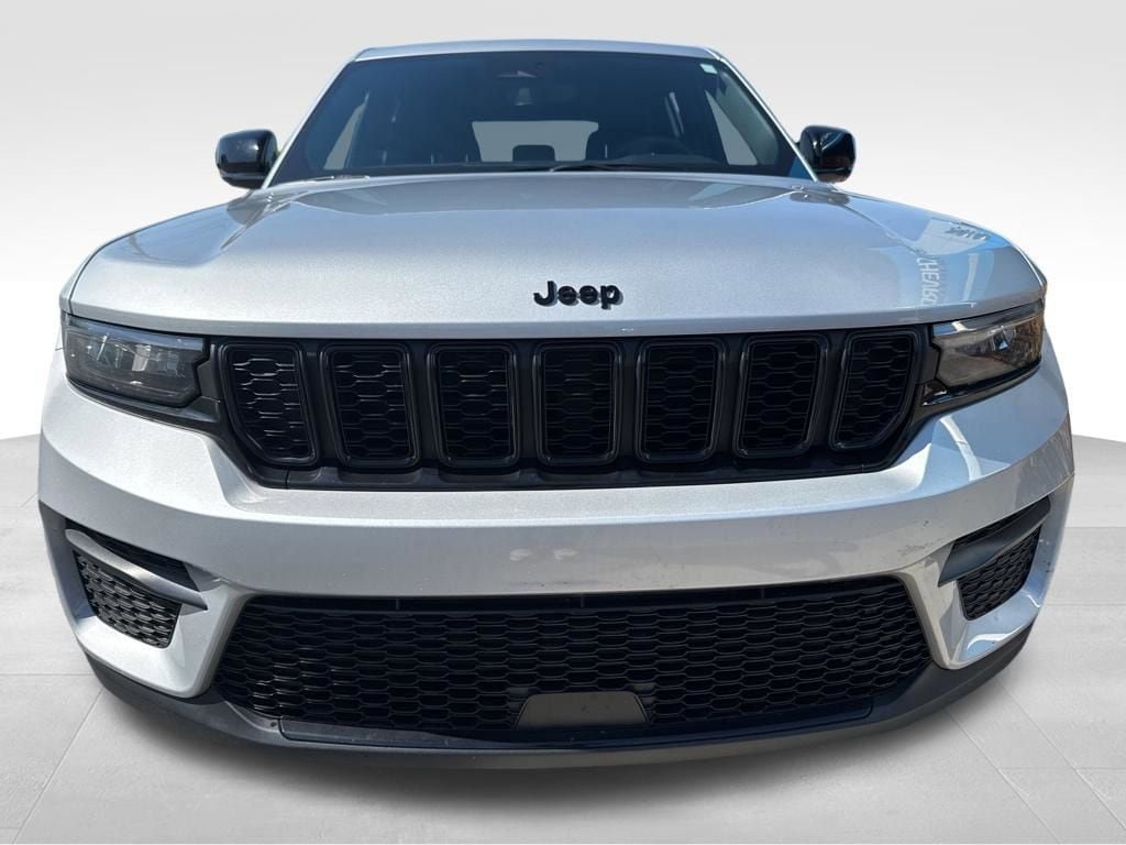 Used 2024 Jeep Grand Cherokee Altitude AWD/4WD video 2
