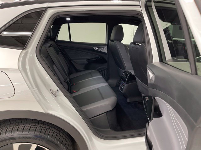 Certified 2023 Volkswagen ID.4 Pro S Plus AWD/4WD image 10