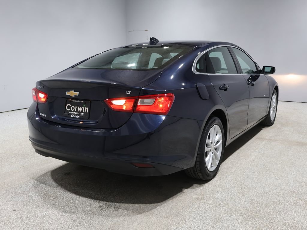 Used 2017 Chevrolet Malibu LT video 2