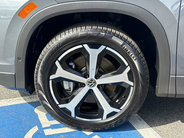 Used 2025 Volkswagen Tiguan SE image 10