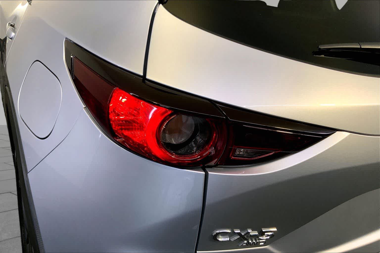 Certified 2021 MAZDA CX-5 Touring w/ Touring Preferred SV Package AWD/4WD image 28
