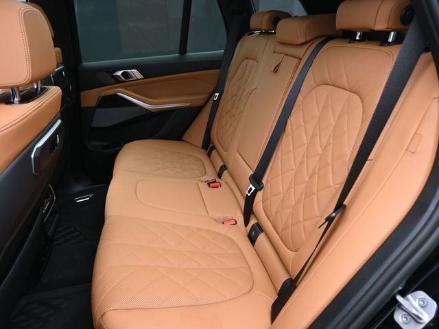 New 2026 BMW X5 xDrive40i w/ M Sport Package image 10