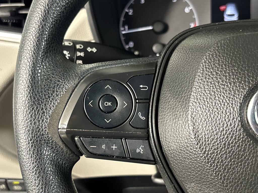 Certified 2024 Toyota Corolla Cross L image 12