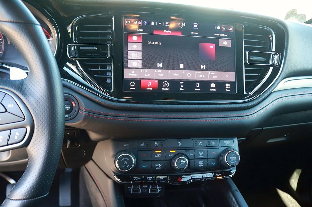 Used 2025 Dodge Durango GT AWD/4WD image 22