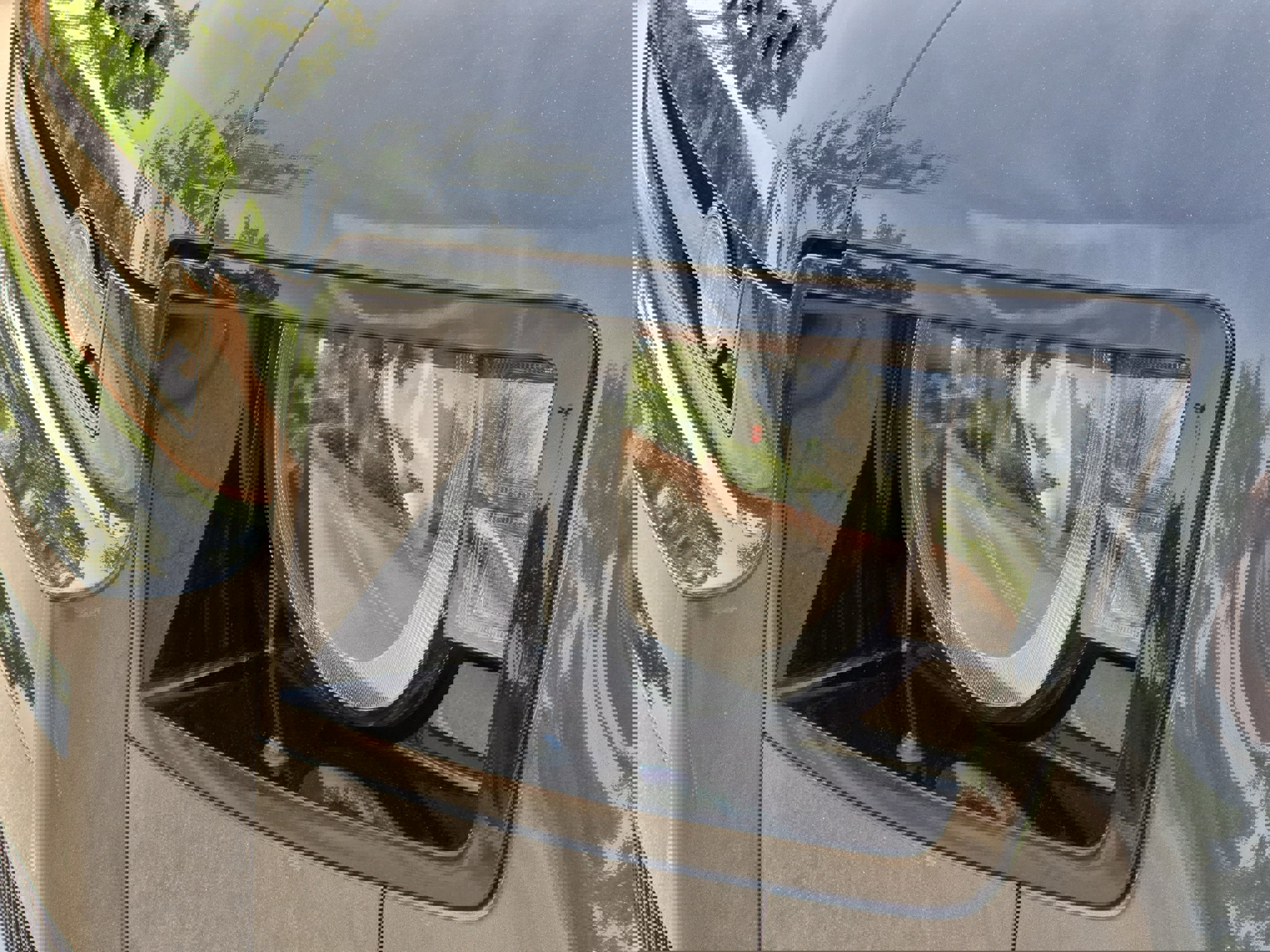 Certified 2025 Land Rover Defender 110 S image 29