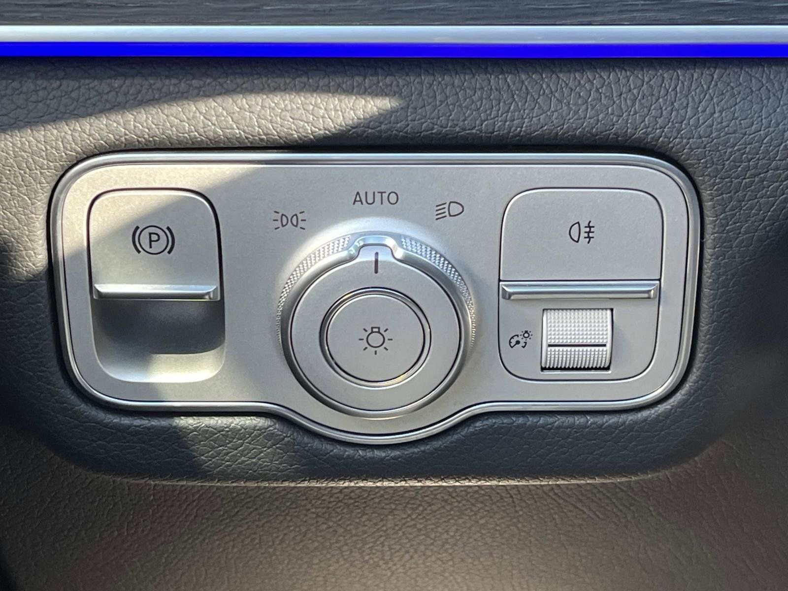 Used 2025 Mercedes-Benz GLE 350 4MATIC image 26