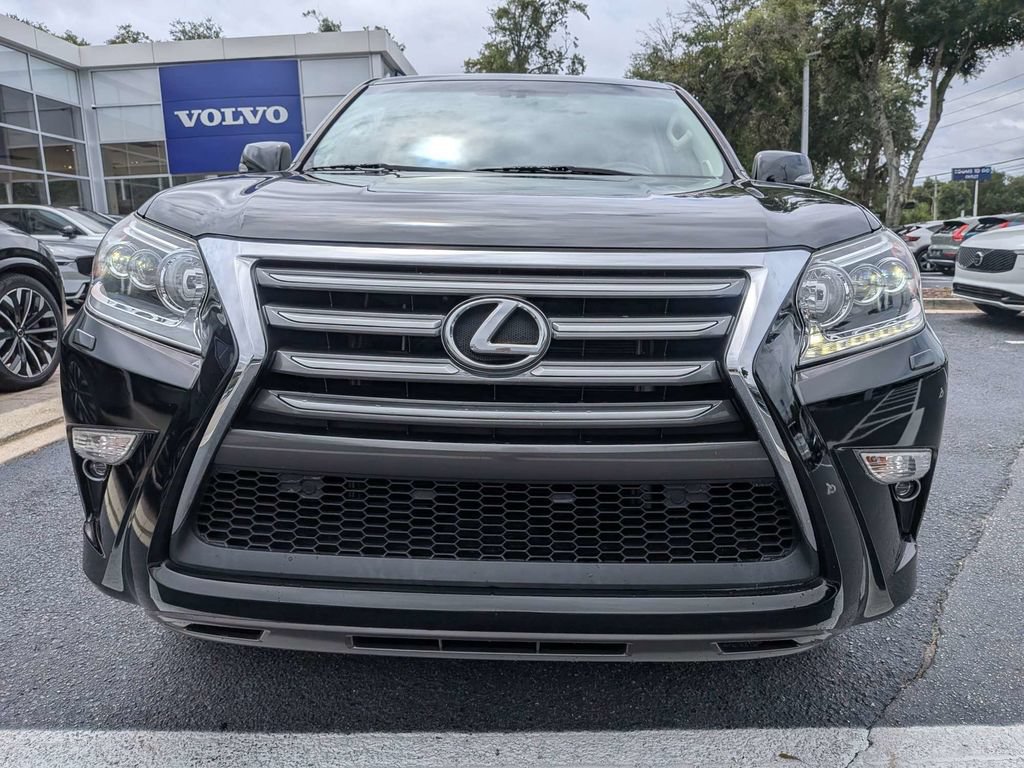 Used 2017 Lexus GX 460 Premium w/ Premium Package AWD/4WD image 9
