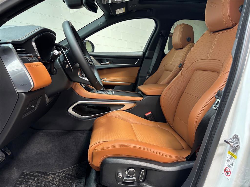 New 2026 Jaguar F-PACE R-Dynamic S image 22