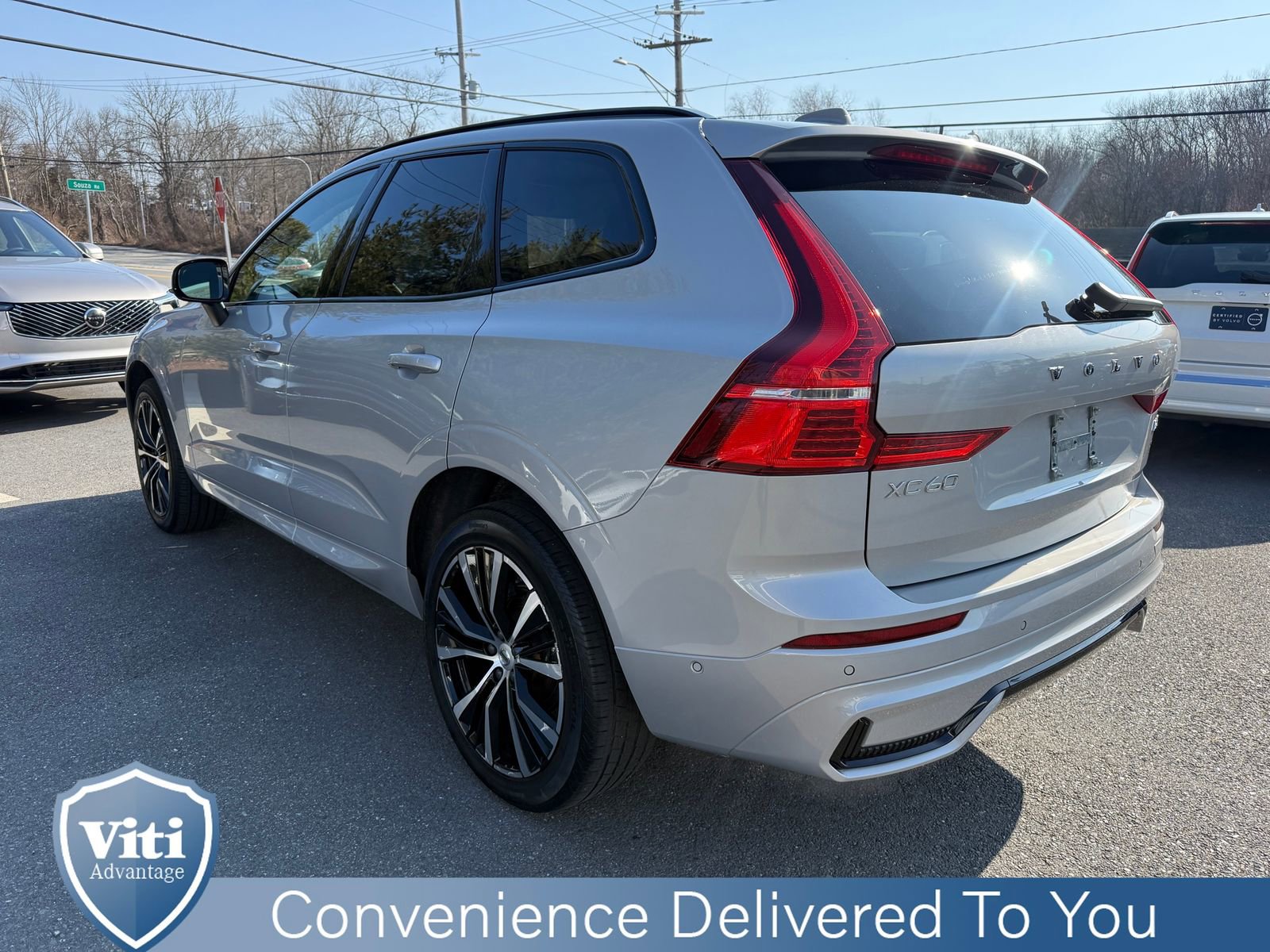 Certified 2023 Volvo XC60 B5 Plus w/ Climate Package AWD/4WD image 6