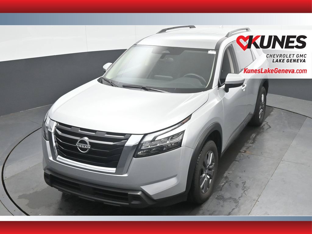 Used 2025 Nissan Pathfinder SV FWD image 34