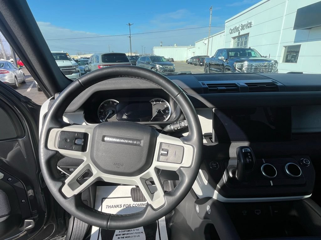 Used 2023 Land Rover Defender 110 SE AWD/4WD image 29