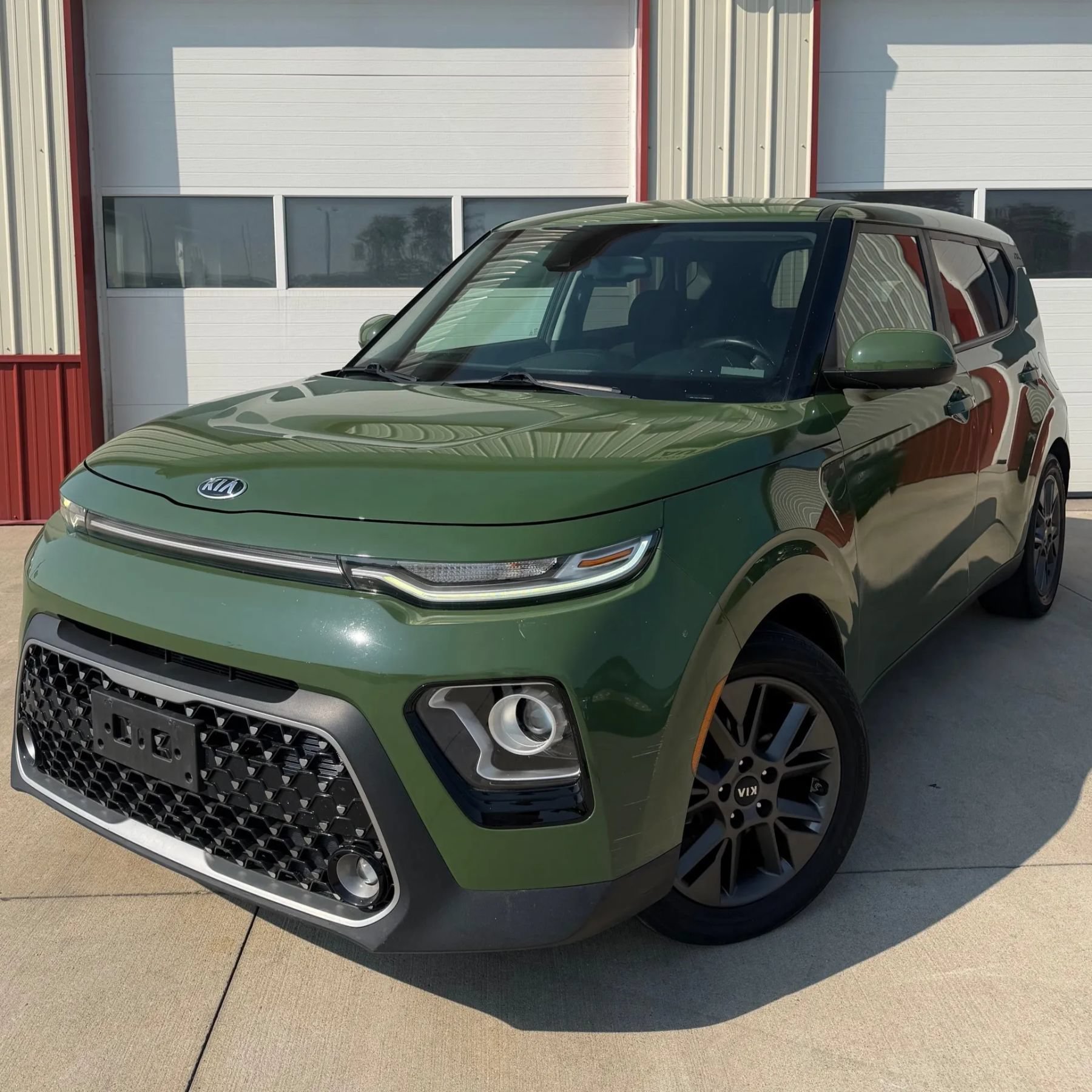 Used 2020 Kia Soul EX FWD image 3