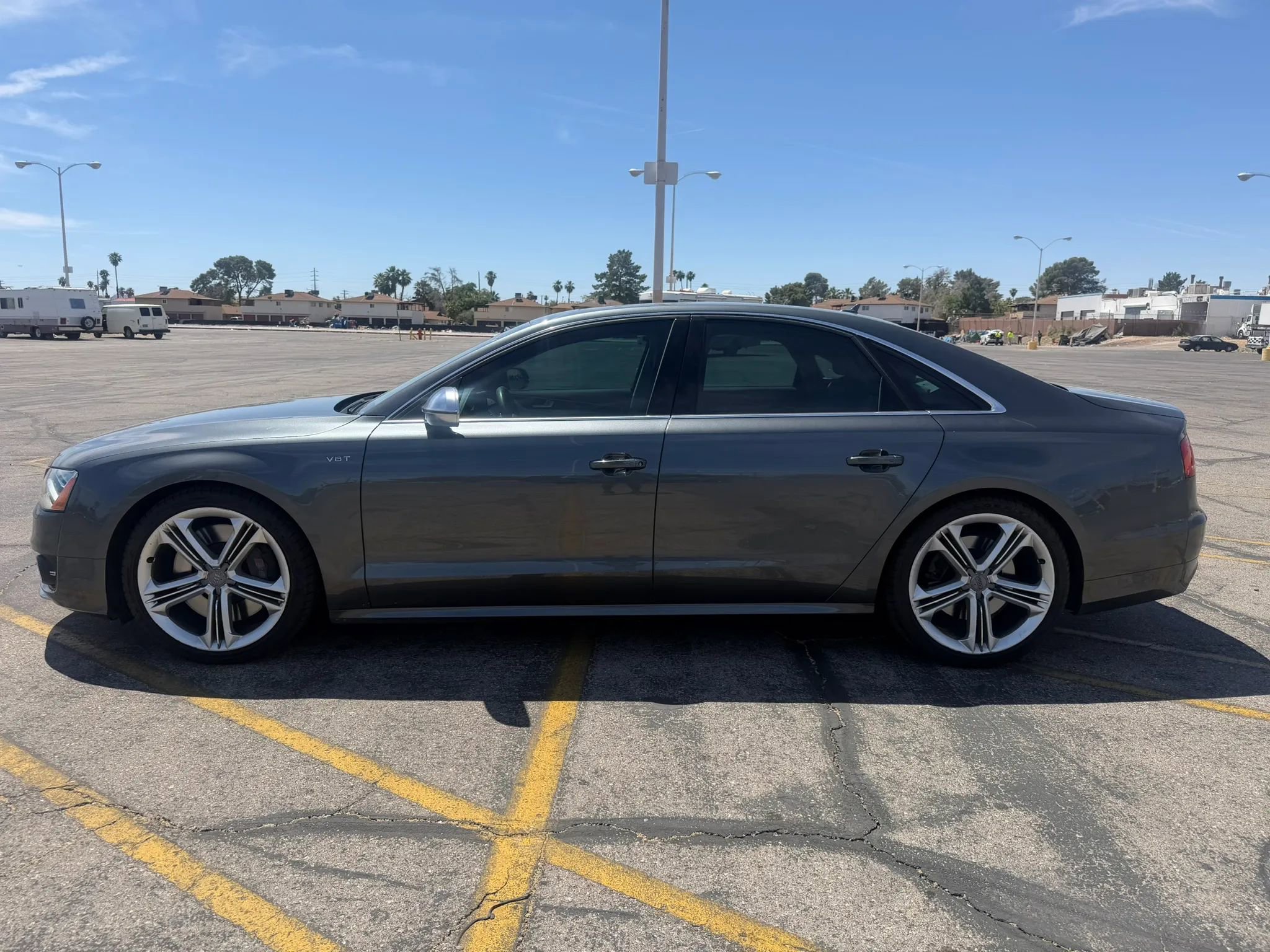 Used 2014 Audi S8 w/ Full Leather Package AWD/4WD image 3