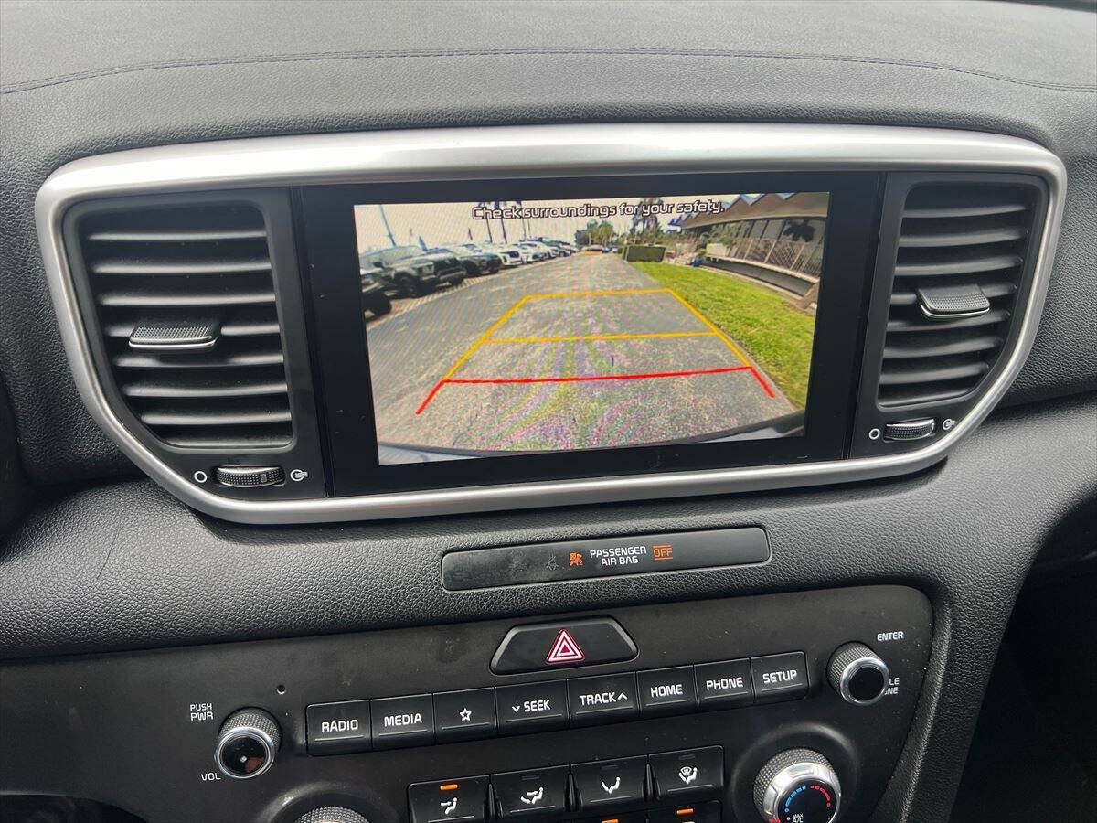 Used 2022 Kia Sportage LX FWD image 13