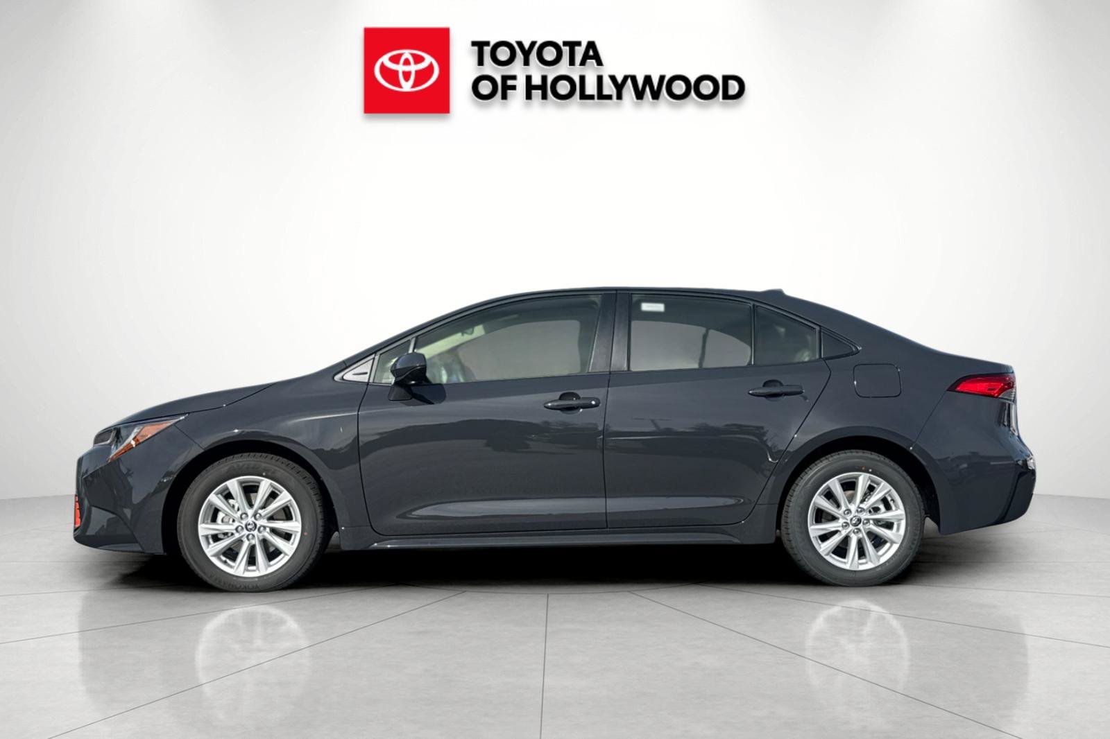 New 2026 Toyota Corolla LE w/ LE Premium Package FWD image 8
