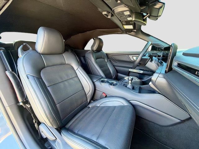 Used 2025 Ford Mustang GT Premium image 14