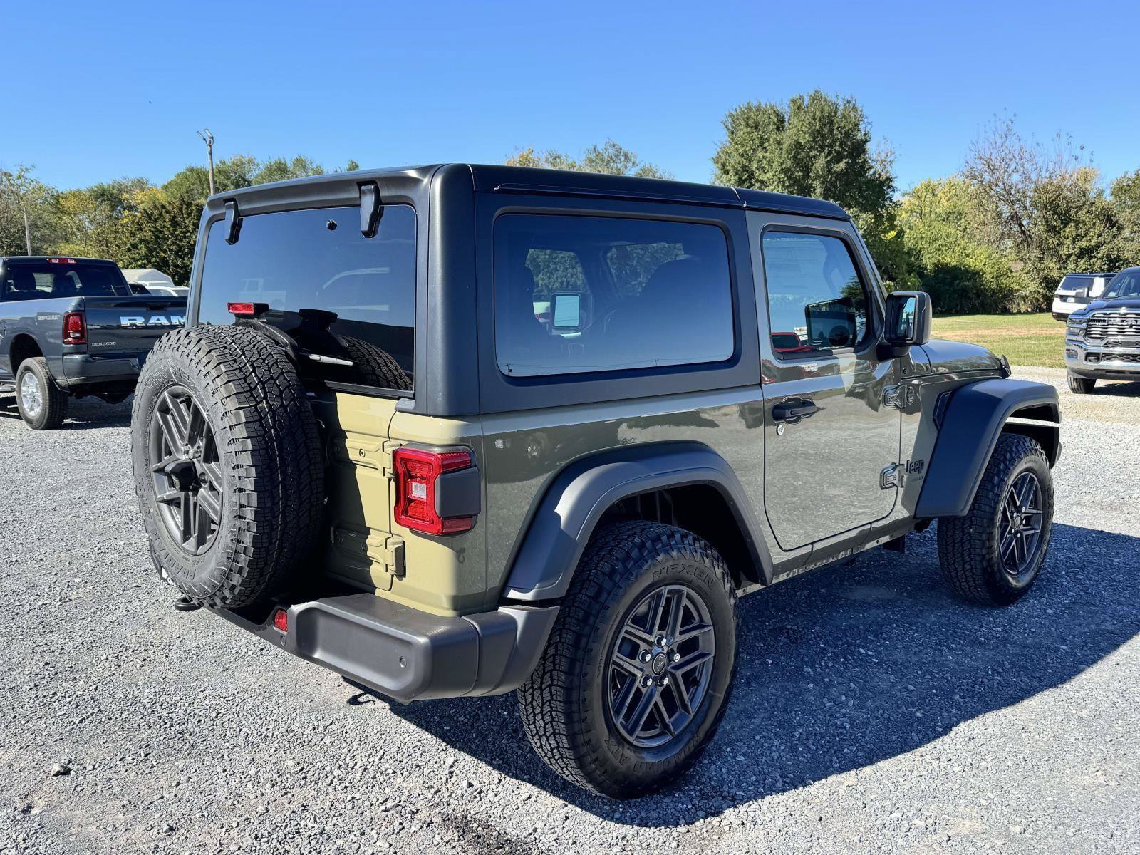 New 2025 Jeep Wrangler Sport AWD/4WD image 22