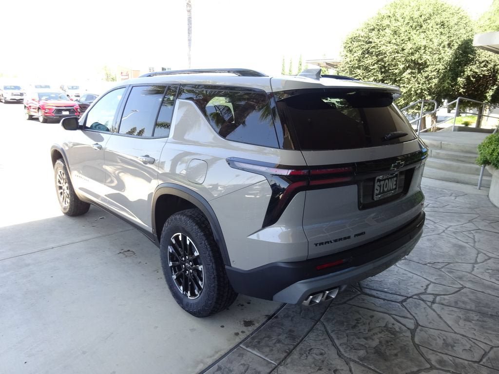 New 2026 Chevrolet Traverse Z71 w/ Enhanced Driving Package AWD/4WD image 5