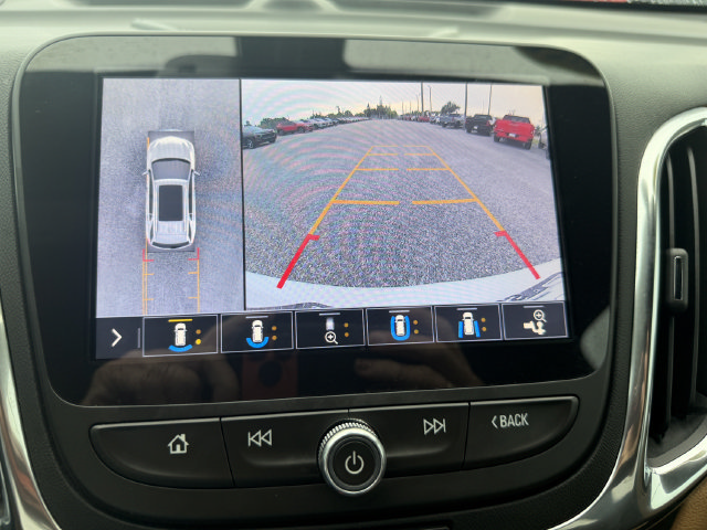 Used 2021 Chevrolet Equinox Premier FWD image 23